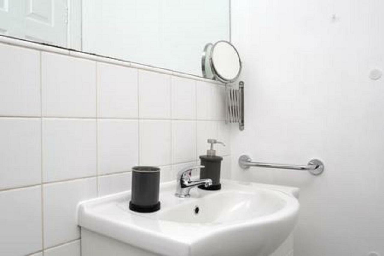 דירות אדינבורו Park View Studio Walking Distance To Royal Mile מראה חיצוני תמונה
